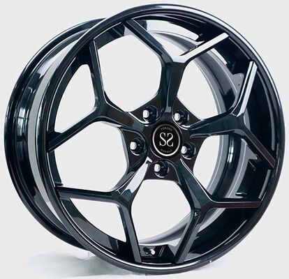 Fermate da 3 PC 24x10 e 24x12 nero lucido per Lamborghini Urus 2021